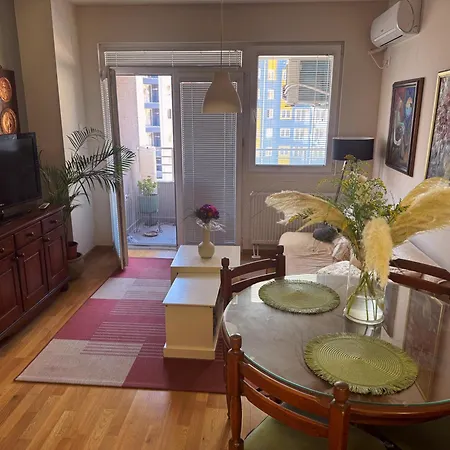 Plava Laguna - Free Parking - 5 Min Center *