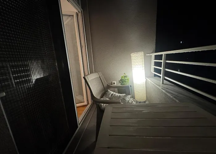 Plava Laguna - Free Parking - 5 Min Center سكوبجي